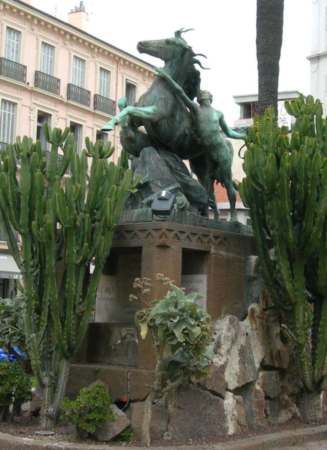 Cannes, square Mrime : Arthur Le Duc