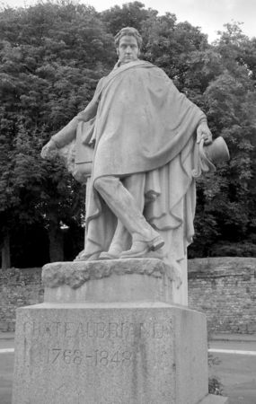 Alphonse-Camille Terroir : Statue de Chateaubriand