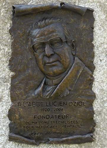 Nella Buscot : abbé Lucien Oziol