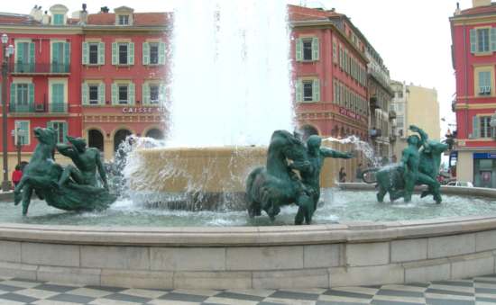 Nice : Fontaine du soleil