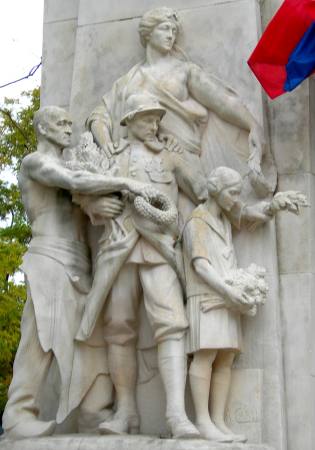 Auguste Carli : Monument aux morts de Nmes