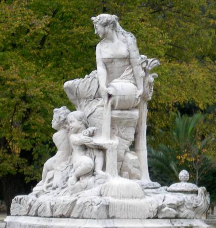 Dominique Raché : Nymphe à la Cruche Dominique Raché : Nymphe à la Cruche