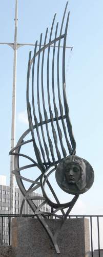 Louis Leygue : Monument à Georges Guynemer et aux pilotes de chasse des deux guerres