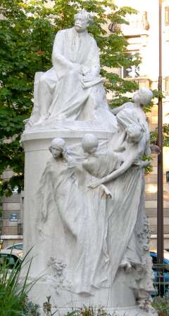 Ren de Saint-Marceaux : Monument  Alexandre Dumas fils