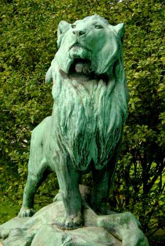 Auguste Caïn : Le Lion de Nubie et sa proie