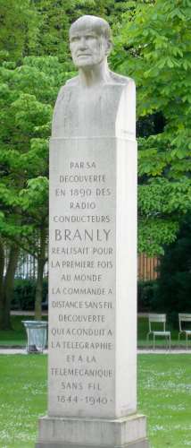 Charles Sarrabezolles : Monument  Edouard Branly