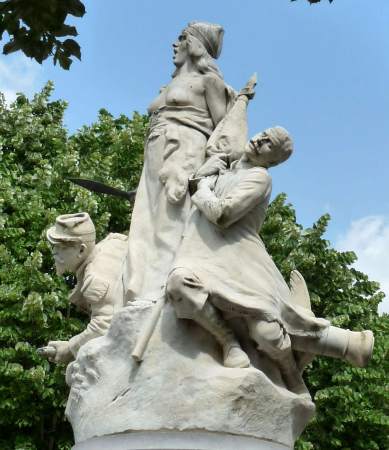 Edmond Desca : Monument aux morts