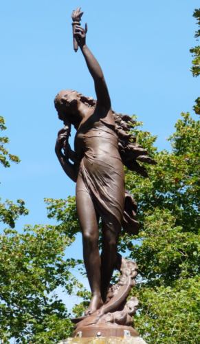 Raymond Gayrard : Statue de la libert