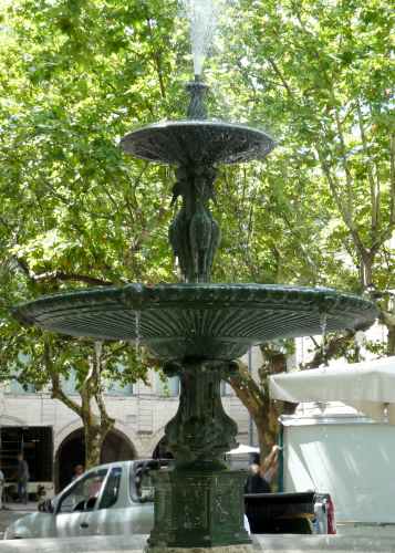 Fontaine de la place aux herbes