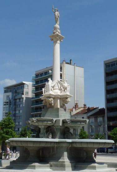 Fontaine monumentale