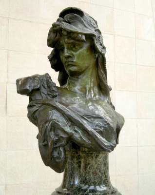Auguste Rodin : Bellone